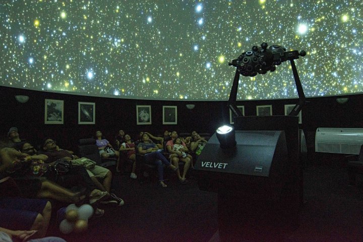 Planetário Rubens de Azevedo oferta novas sessões gratuitas com trilha musical