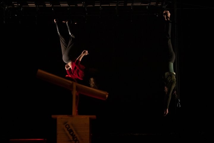 Espetáculo circense tem apresentação gratuita no Dragão do Mar, nesta quinta-feira (15)